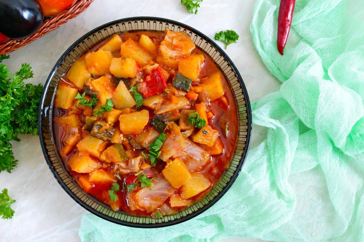 Hearty Chickpea Spinach Curry
