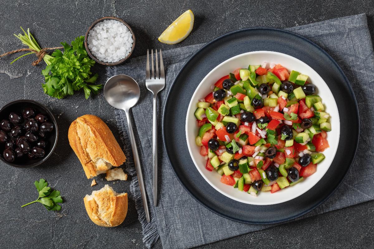 Vegan Çoban Salatası