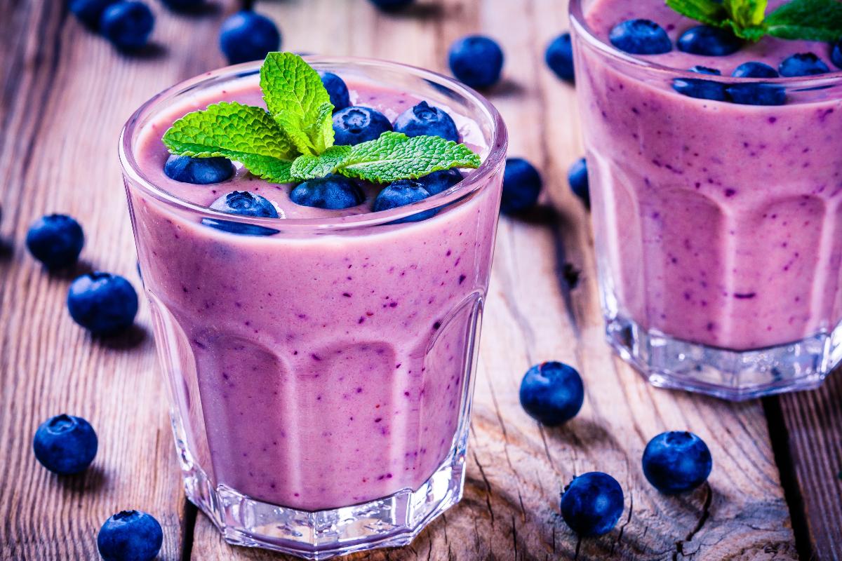 Vegan Huckleberry Smoothie