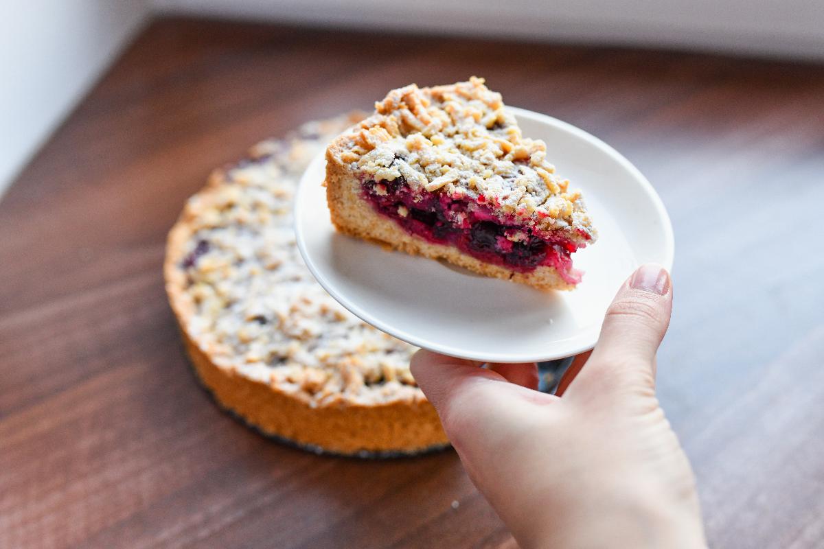 Vegan Saskatoon Berry Pie